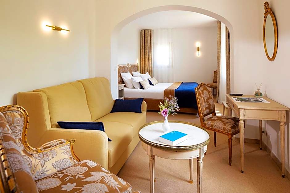 Photo 1 of 1 of Junior Suite