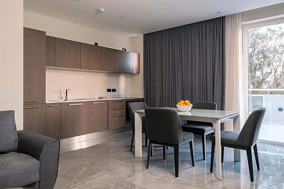 Photo 1 of 7 of Family Suite