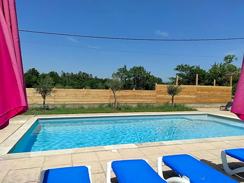 Logis Hôtel Restaurant Gîte La Bastide du Vébron