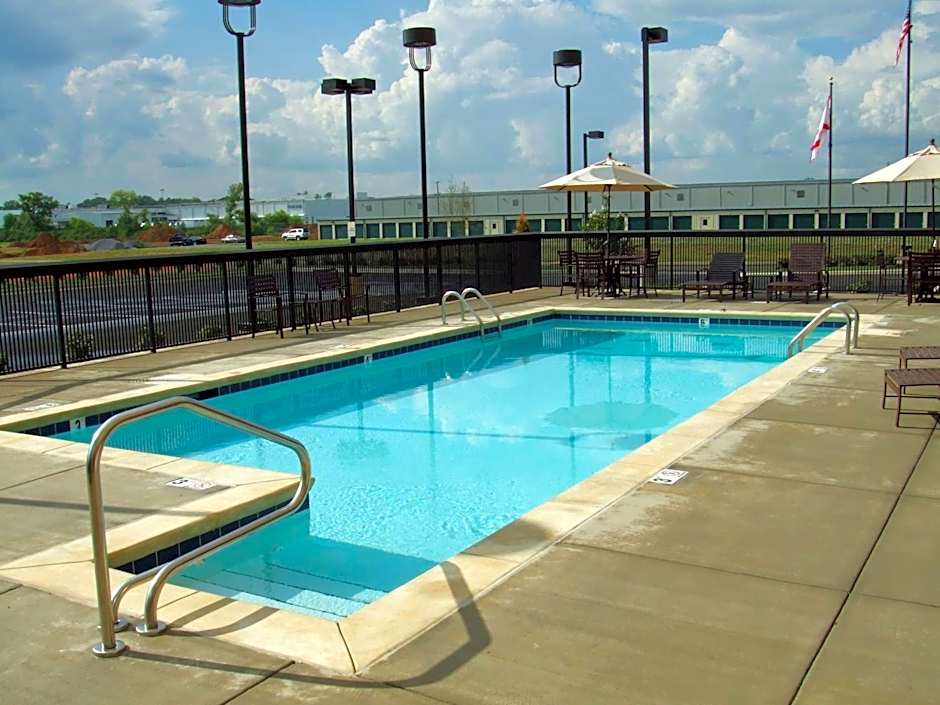 Hampton Inn By Hilton Calera