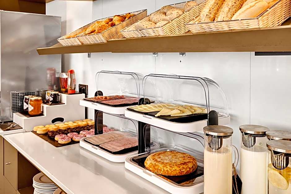 B&B HOTEL Zaragoza Los Enlaces Estación