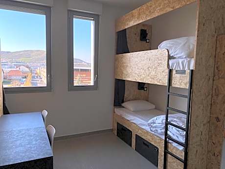 Quadruple Room with Bathroom