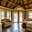 Zebula Golf and Wildlife Estate - Oryx Walkway Pax 16 - Moi Signature Luxury villa