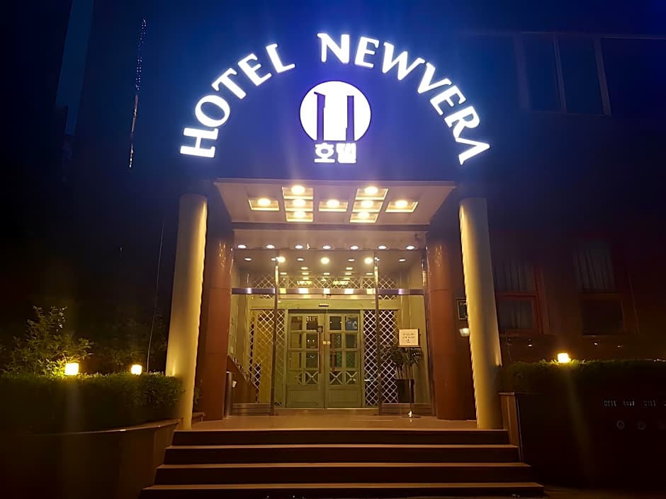 Hotel Newvera