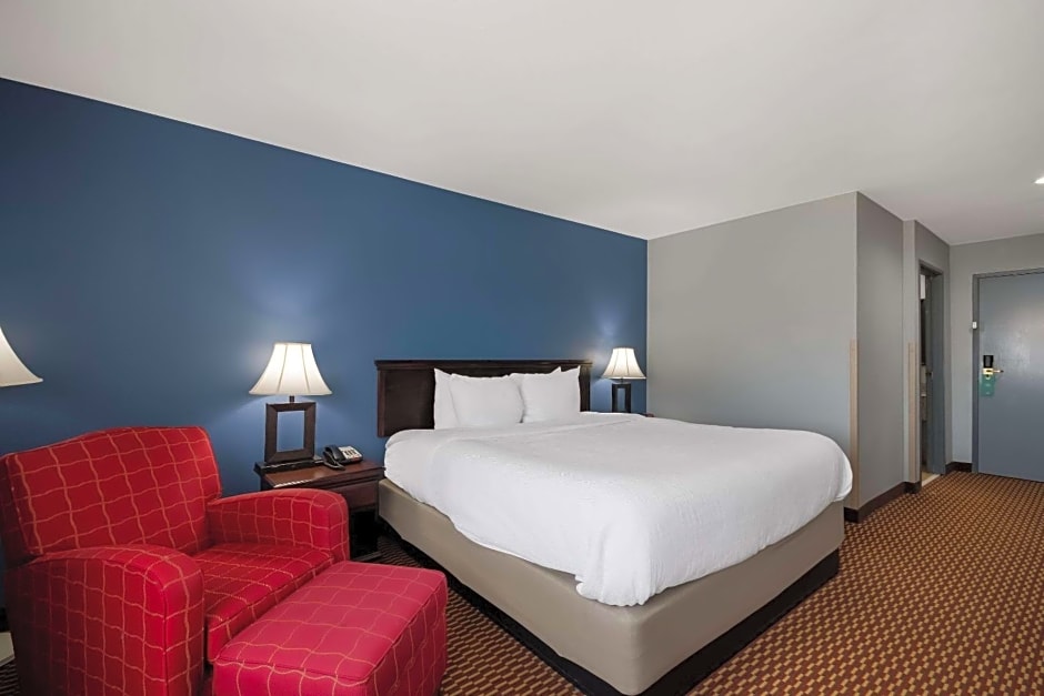 Quality Inn & Suites Oklahoma City North