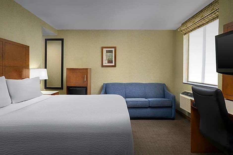 Holiday Inn Express Manhattan Midtown West By IHG