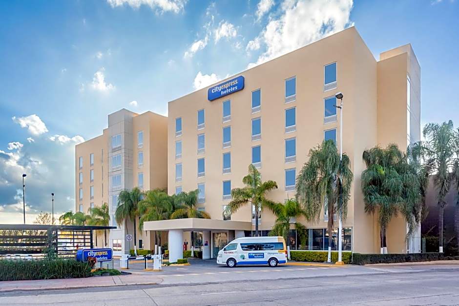 City Express by Marriott Leon