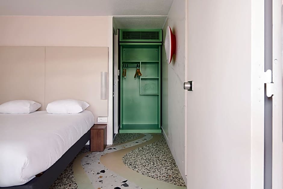 Greet Hotel Versailles - Voisins Le Bretonneux