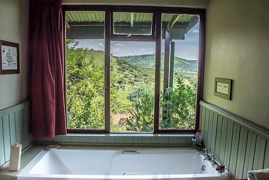 Three Tree Hill Lodge