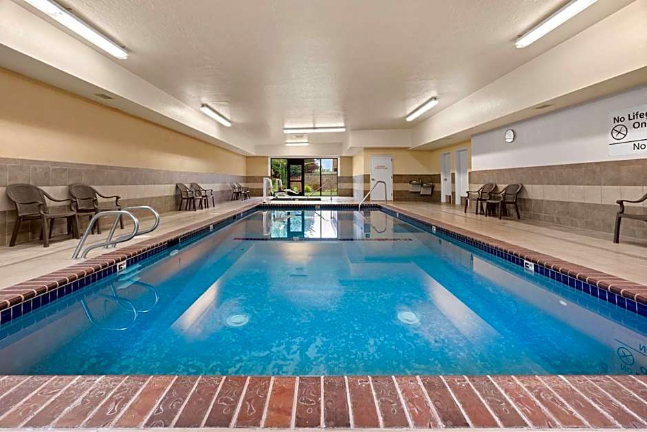 Hampton Inn By Hilton And Suites Burlington
