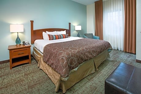 One Bedroom Suite - Hear Access Roll In Shower - Non-Smoking