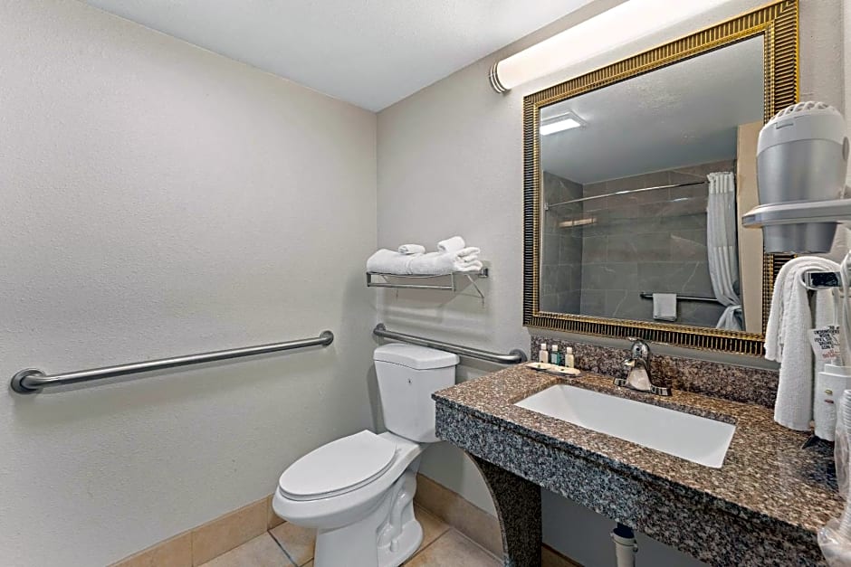 Quality Inn Sandersville