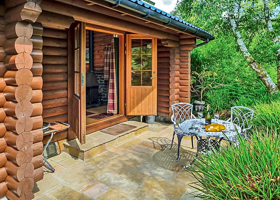 Loch Shuna Lodges