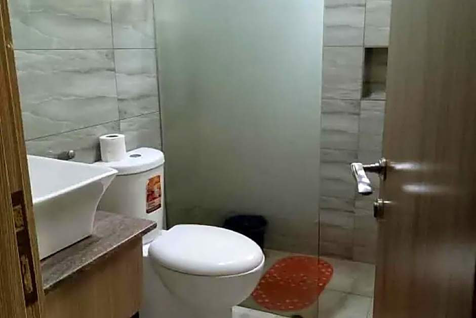 Eleventh House Hotel and Suites