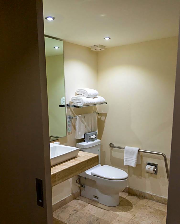 Wyndham Garden Guadalajara Expo