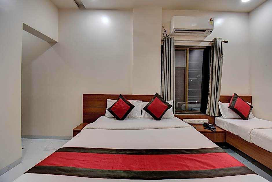 HOTEL D GRAND