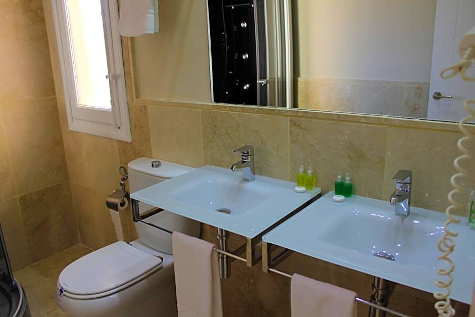 Hotel Leonor de Aquitania