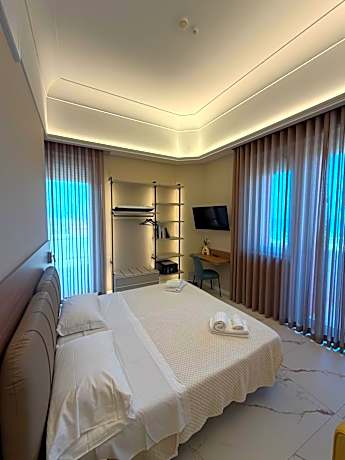 Double or Twin Room with City View