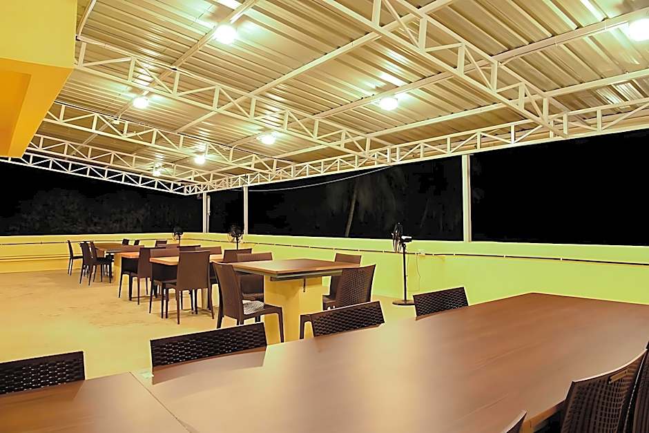 Malvan's Aishwarya Hotel