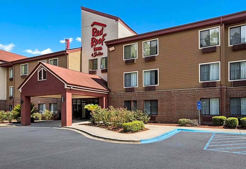 Red Roof Inn & Suites Savannah Airport