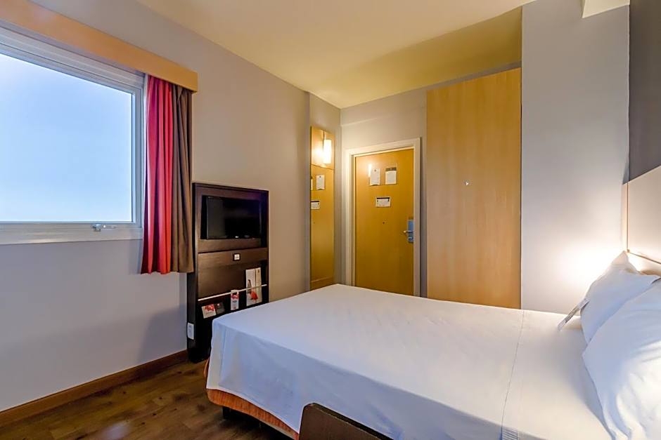 IBIS Barretos