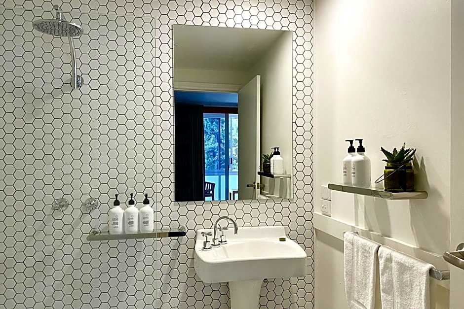 Bay Breeze Boutique Accommodation