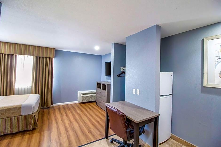 Rodeway Inn & Suites Port Arthur - Groves