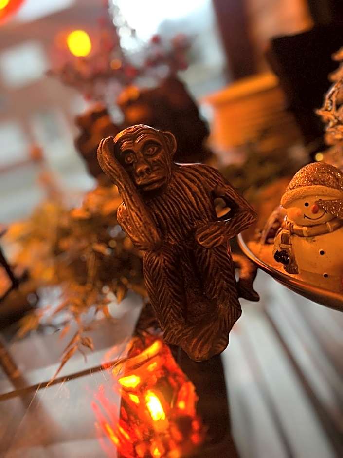 3 Monkeys Hotel