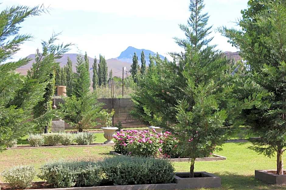 Furrows Lodge