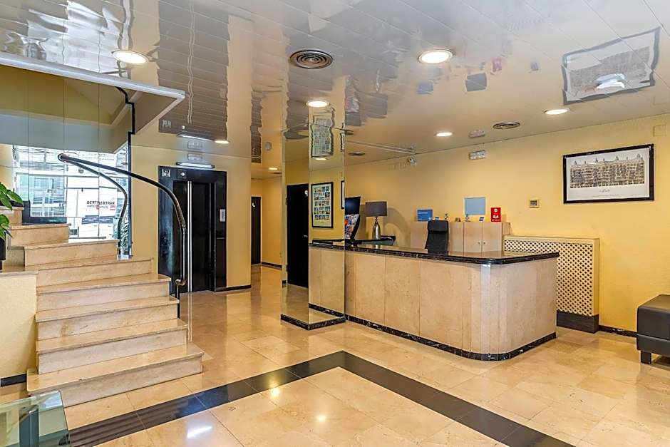 Aparthotel Bertran