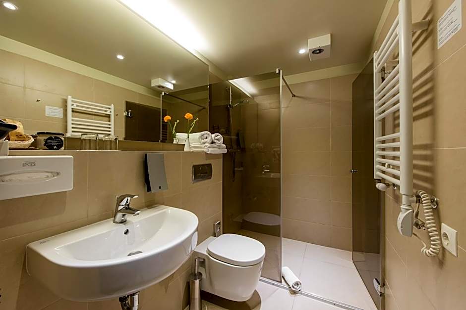 Amberton Cathedral Square Hotel Vilnius