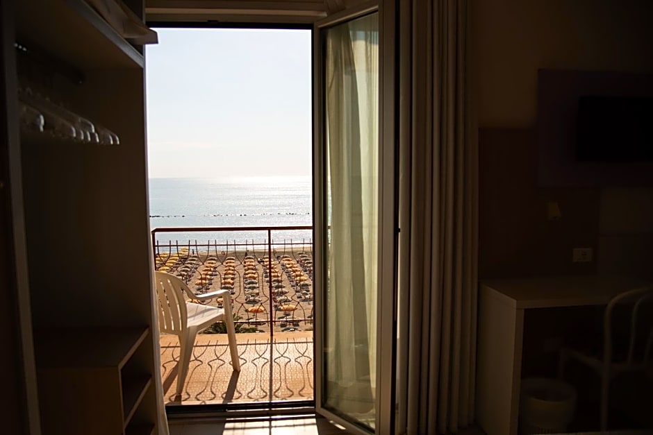 Hotel Eden