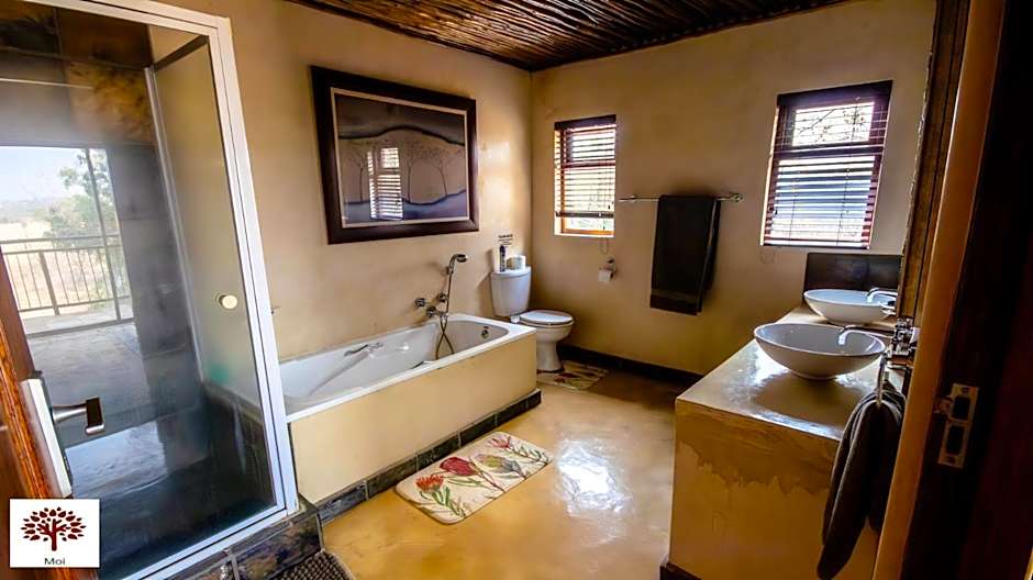 Zebula Golf and Wildlife Estate - The Milky Way Pax 12 - Moi Signature Luxury villa