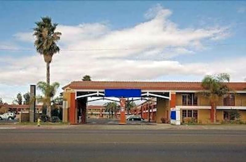 Days Inn by Wyndham Hemet