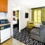 La Quinta Inn & Suites by Wyndham The Woodlands/Spring