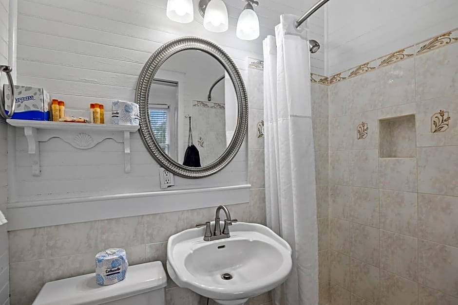 Coombs Inn & Suites, Ascend Hotel Collection