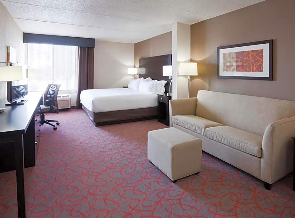 Holiday Inn Express & Suites Bloomington West By IHG