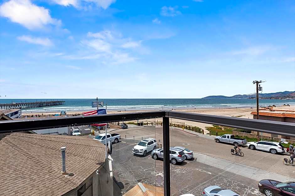 Beach House Inn & Suites