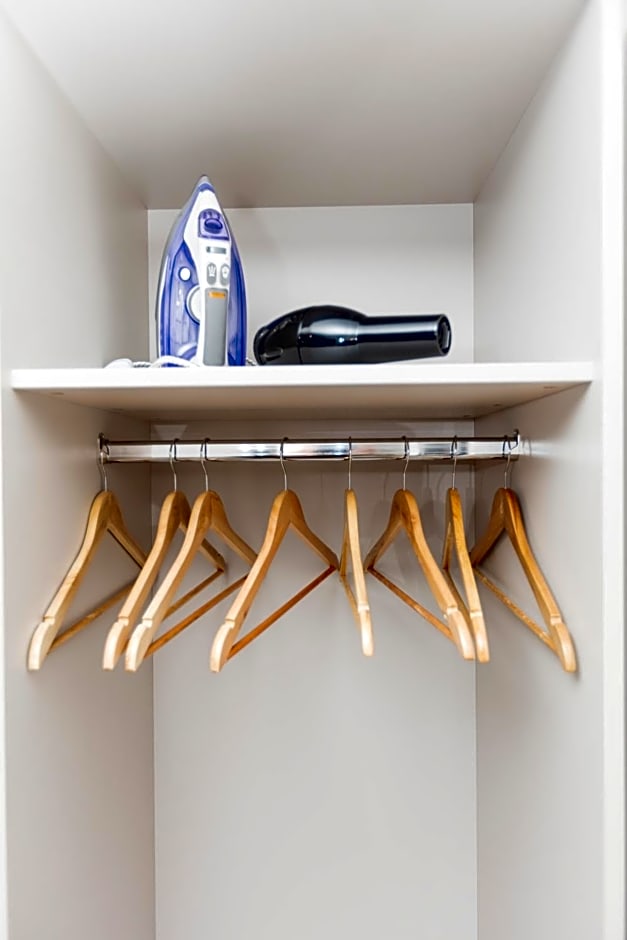 The Dalkeith Hotel by Pillow