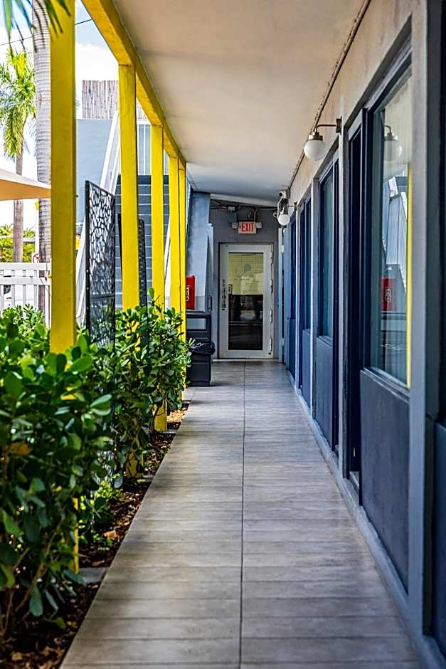 Wishes Biscayne Motel
