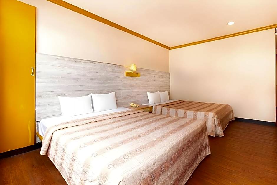 Hwa Nan Hotel