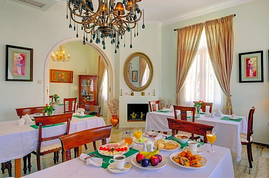 Korina Gallery Hotel