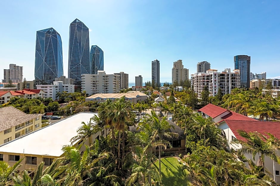 Oaks Gold Coast Hotel