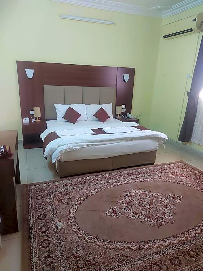 Al Eairy Apartments Madinah 3