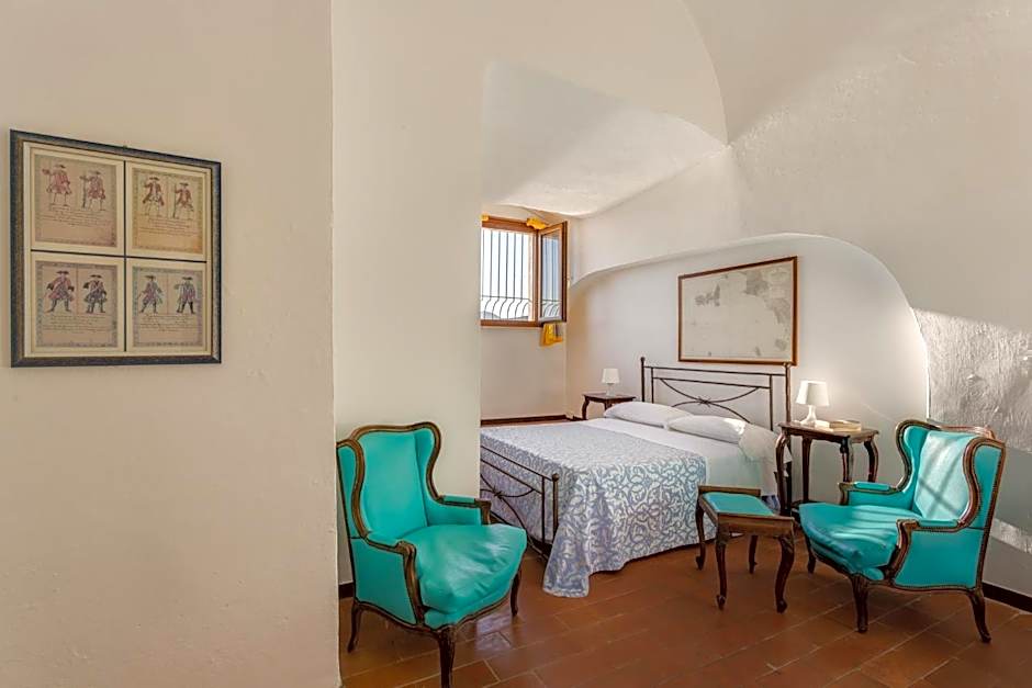 Hotel Torre Dei Borboni