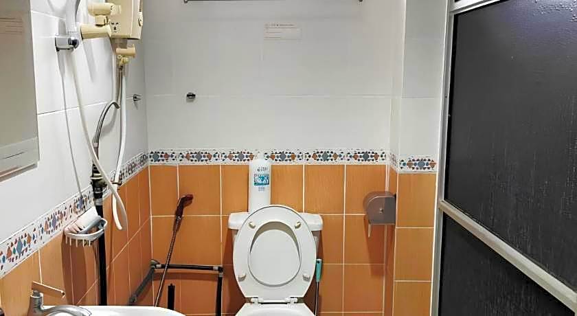 Natol Homestay - Kuching Home Penthouse Airport Road