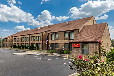 Econo Lodge & Suites Southern Pines