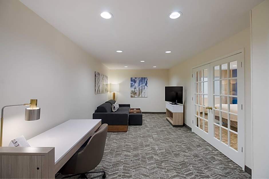 SpringHill Suites by Marriott Dallas NW Highway at Stemmons/I-35E