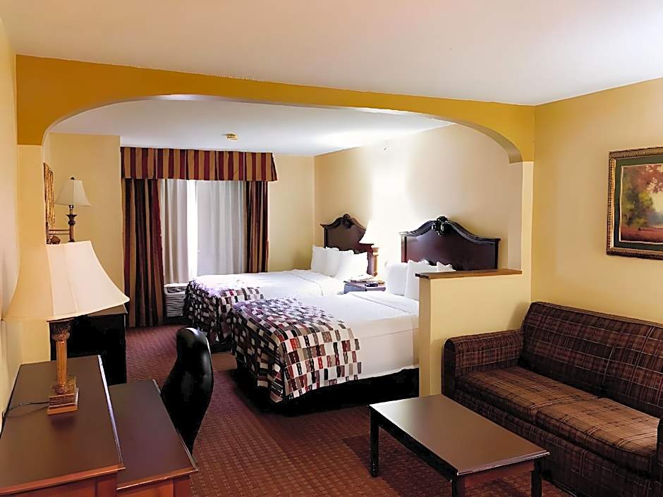 Red Roof Inn & Suites Chestertown