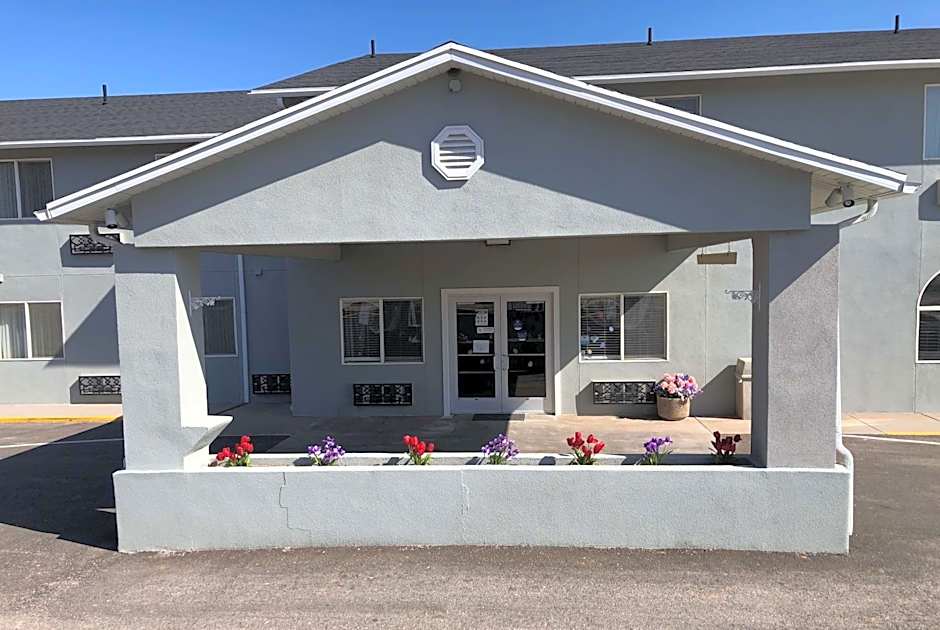 Super 8 by Wyndham Price